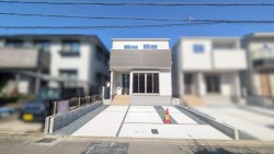 2台駐車可能♪
家事動線良好です！
日当りの良い南向き◎
