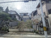 お好きなハウスメーカーで建築可能です♪
スーパー、コンビニ近く、ホームセンターも徒歩圏内♪
前面道路ひろびろ幅員 約9.4m♪
