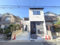 お買い物施設が徒歩圏内に揃っています！
両面道路！
阪急・JR2沿線利用可能◎
