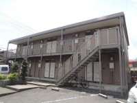 スーパー近く買い物便利★
敷金礼金ナシで初期費用抑えられます★