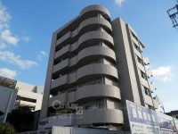 ＪＲ駅前物件！買い物便利です。
オートロック・エレベータ付き★
