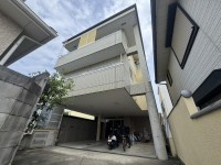 静かな環境★
システムキッチン、室内洗濯機置き場アリ！