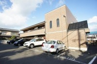 オートロック・システムキッチン付★
駅近でありながら閑静住宅地で環境良好！