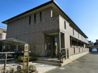築浅の1LDK★静かな住宅地★
人気のカウンターキッチン★