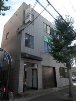 15坪の2階事務所★
バス停すぐです！