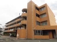 更新料なし★駅徒歩圏内で便利!
隣に児童公園あり★