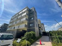 最上階のお部屋でました★
駅徒歩1分★防犯カメラ付き★