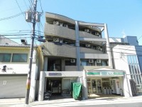 駅チカのオートロック付マンション★
敷金ナシです★