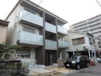 2014年完成の築浅1LDK出ました★
全部屋角部屋です！