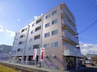 日当たり良好★オール洋室です★
広々10帖のリビング★