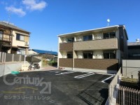 西山天王山駅徒歩4分★
スーパーもコンビニも近く便利です!