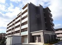 2017年11月完成の築浅物件★
オートロック・防犯カメラ付で安心★