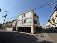 駅近物件★お手頃家賃です★
初めての一人暮らしに★