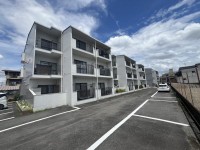 イオンモール桂川まで徒歩圏内★ 大型バイク駐輪可能です★