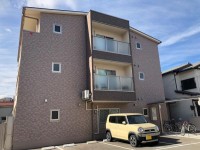 JR長岡京駅徒歩7分の築浅1LDK★
エレベーター付でラクラクです★