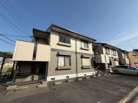 両駅利用可能★
スーパー徒歩3分で生活便利★
