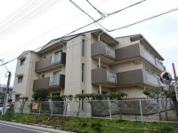 コンビニまで歩いてスグ★
1階のお部屋でお子様も安心★