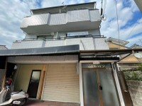 敷金礼金無しで初期費用を抑えられます★
1階角部屋です！