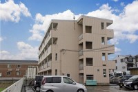 イズミヤまで徒歩3分★収納たっぷり★
更新料無し★オール洋室★