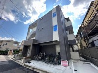 2023年完成の築浅物件!
駅まで徒歩9分。インターネット無料です★