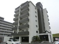 オートロック・エレベーター付き★
淀駅徒歩10分のRC造マンションです★