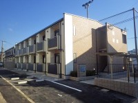 2016年完成の築浅1K★
敷金ナシ、家具家電付★