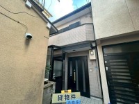 ★綺麗にリフォームされた賃貸物件をお探しの方、必見！★
オシャレな対面キッチンで家事も楽しく♪
