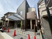  2026年2月完成★駅まで徒歩2分です★
ロフト付きのお住まい★