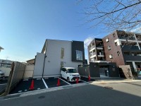  2025年12月完成の新築メゾネット★
駅まで徒歩8分です。ネット無料★
