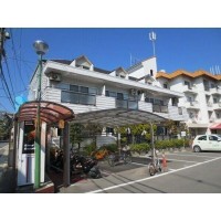  敷金礼金なしで初期費用抑えられます！
最上階角部屋★