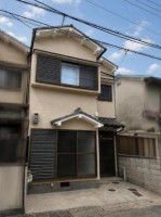  ペットと暮らせる戸建て賃貸出ました！
南向きベランダです！